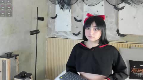 NINA online show from 10/24/25, 11:50