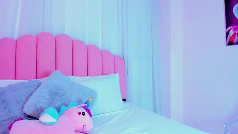 Nina online show from 11/05/25, 08:31