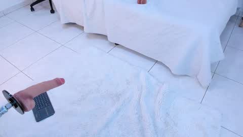 Nina online show from 11/26/25, 05:47