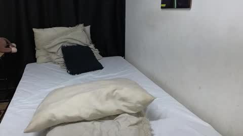 Ninaa fox online show from 01/18/25, 06:43