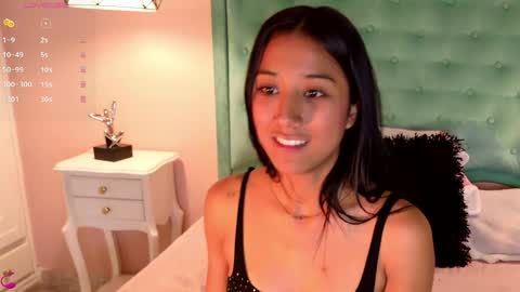 Snapshot of ninabravur chatting on 04/18/26, 12:42 NINA BRAVU online show from 04/18/26, 12:42