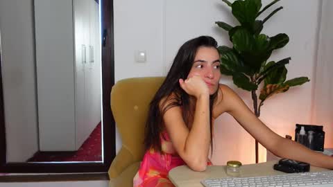 NinaCrystal online show from 09/10/25, 05:40