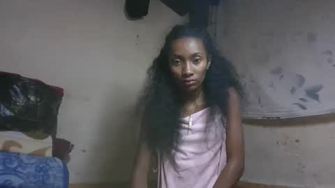 ninaeaa online show from 12/03/25, 02:48