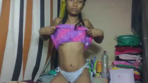 ninaeaa online show from 04/04/26, 07:33