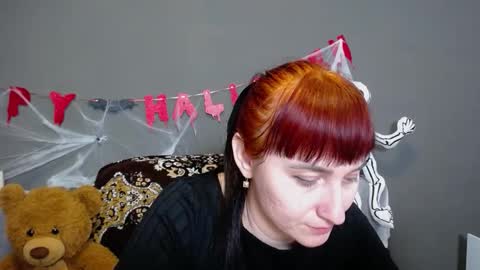 ninaflawlees online show from 10/28/25, 01:14