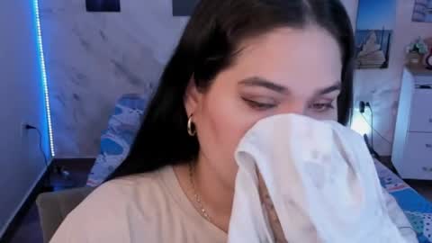 Snapshot of ninafuentes2x chatting on 05/06/26, 04:08 NinaFuentes online show from 05/06/26, 04:08