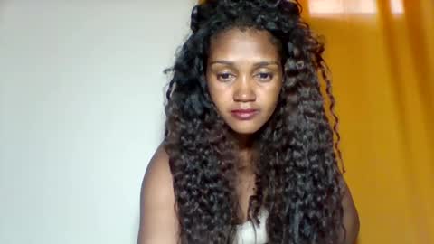 ninah_rise online show from 09/19/25, 12:50