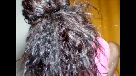 ninah_rise online show from 09/22/25, 12:56