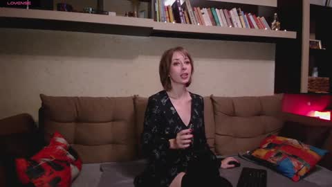 NinaNovalicious online show from 12/11/24, 08:47