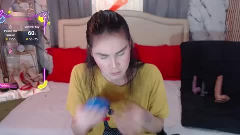 ninarussell online show from 02/10/26, 02:15