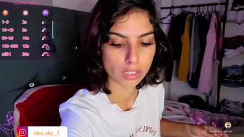 ninasky19 online show from 11/07/25, 03:45