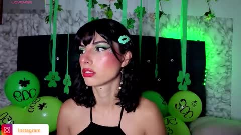 ninasky19 online show from 03/18/26, 02:26