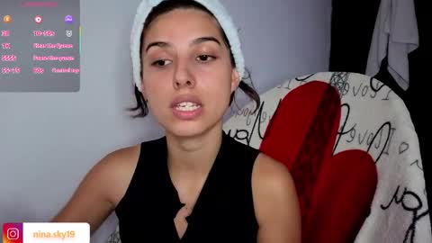 ninasky19 online show from 04/01/26, 10:29