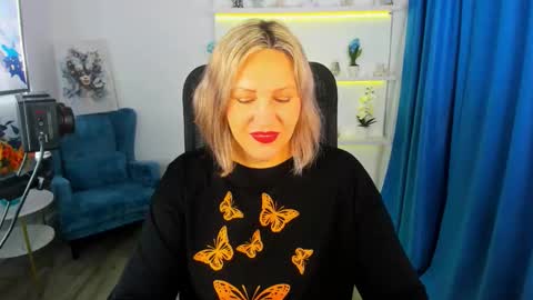 ninastarle online show from 11/27/25, 05:31