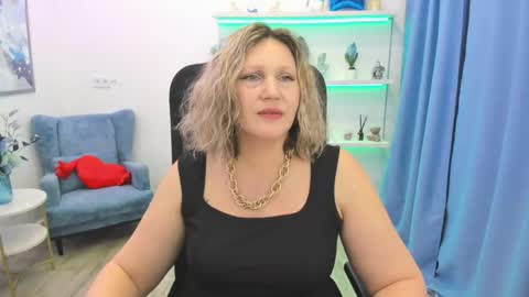 Snapshot of ninastarle chatting on 04/24/26, 12:07 ninastarle online show from 04/24/26, 12:07