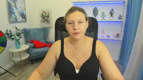 Snapshot of ninastarle chatting on 05/14/26, 11:39 ninastarle online show from 05/14/26, 11:39