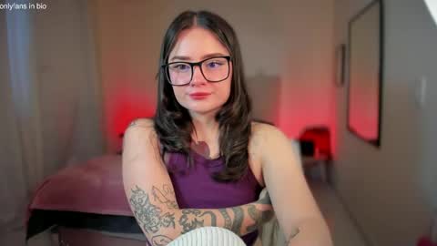 ninavolkov online show from 02/01/25, 10:34