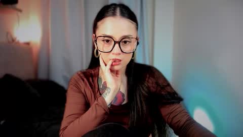 ninavolkov online show from 10/30/25, 12:01