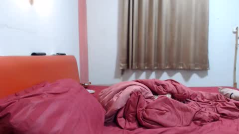 Snapshot of ninewladyboy chatting on 05/18/26, 06:47 ninew online show from 05/18/26, 06:47