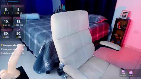 Snapshot of ninfo_95 chatting on 03/07/25, 06:43 Alejandra online show from 03/07/25, 06:43