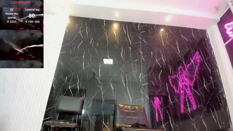 nini_beyker online show from 01/18/26, 12:20