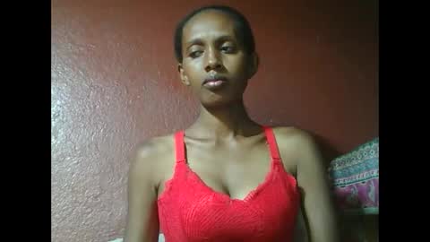 ninie246746 online show from 01/14/25, 08:26