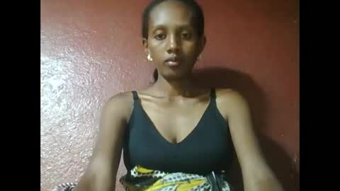 ninie246746 online show from 01/16/25, 05:00