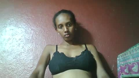 ninie246746 online show from 01/19/25, 06:00