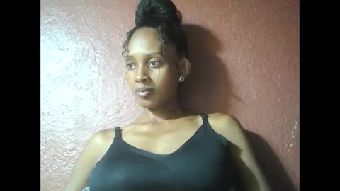 ninie246746 online show from 02/09/25, 05:50