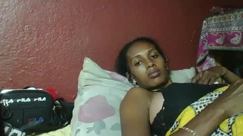 ninie246746 online show from 02/13/25, 08:45