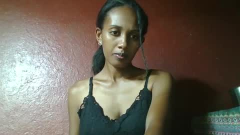 ninie246746 online show from 02/18/25, 02:16