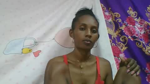 ninie246746 online show from 03/25/26, 07:31