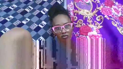 ninie246746 online show from 04/16/26, 06:47