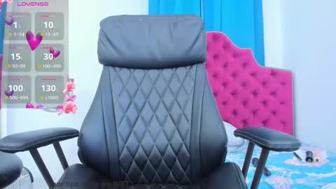 nina dee online show from 02/21/25, 10:50