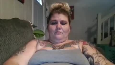 September Sapphire online show from 09/16/25, 01:56