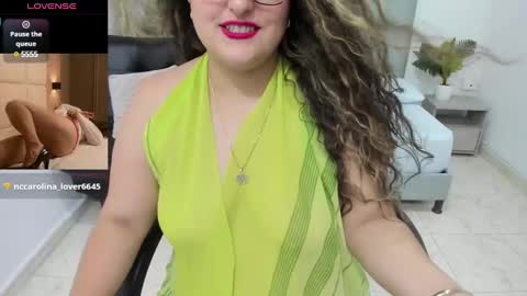 Snapshot of niraksil chatting on 01/08/25, 03:39 Niraksil online show from 01/08/25, 03:39