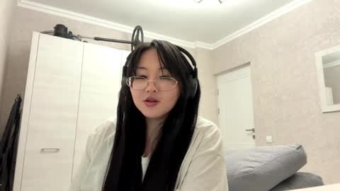 Nira online show from 03/31/26, 09:48