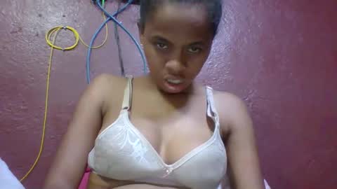 nirinahfy online show from 10/12/25, 06:18