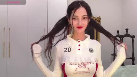 Niu online show from 01/18/26, 12:42