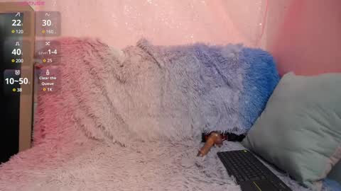 Niuk online show from 03/07/25, 07:16