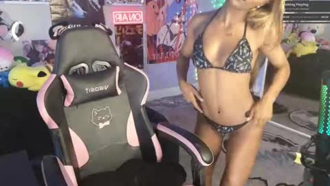 NIVIA WOLFE online show from 03/04/25, 12:39