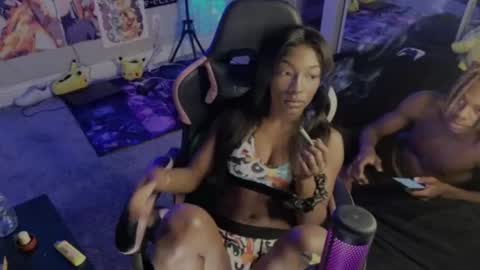 NIVIA WOLFE online show from 09/23/25, 07:44