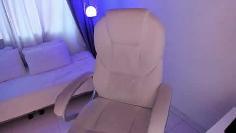 Nixie online show from 03/16/26, 08:13