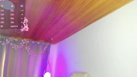 Nixie online show from 05/10/26, 09:20