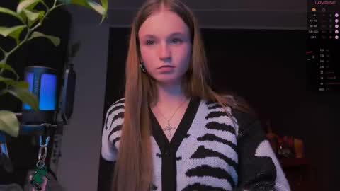 Tears Lora online show from 03/02/25, 06:30