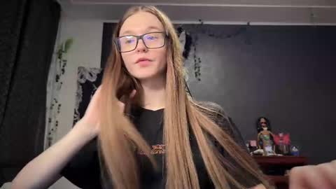 Tears Lora online show from 03/06/25, 10:15