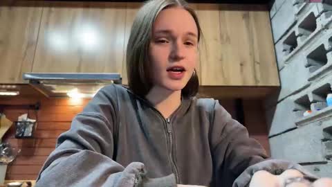 Tears Lora online show from 11/26/25, 09:27