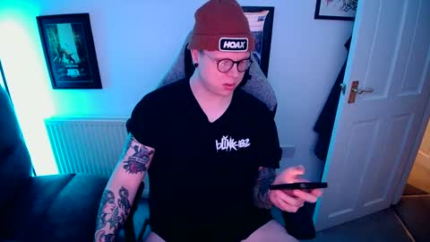 Snapshot of nlrb93 chatting on 12/18/24, 07:30 BNate93 online show from 12/18/24, 07:30