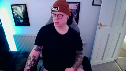 Snapshot of nlrb93 chatting on 01/11/25, 11:34 BNate93 online show from 01/11/25, 11:34