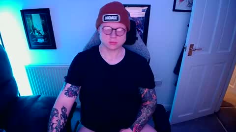 Snapshot of nlrb93 chatting on 01/17/25, 08:00 BNate93 online show from 01/17/25, 08:00